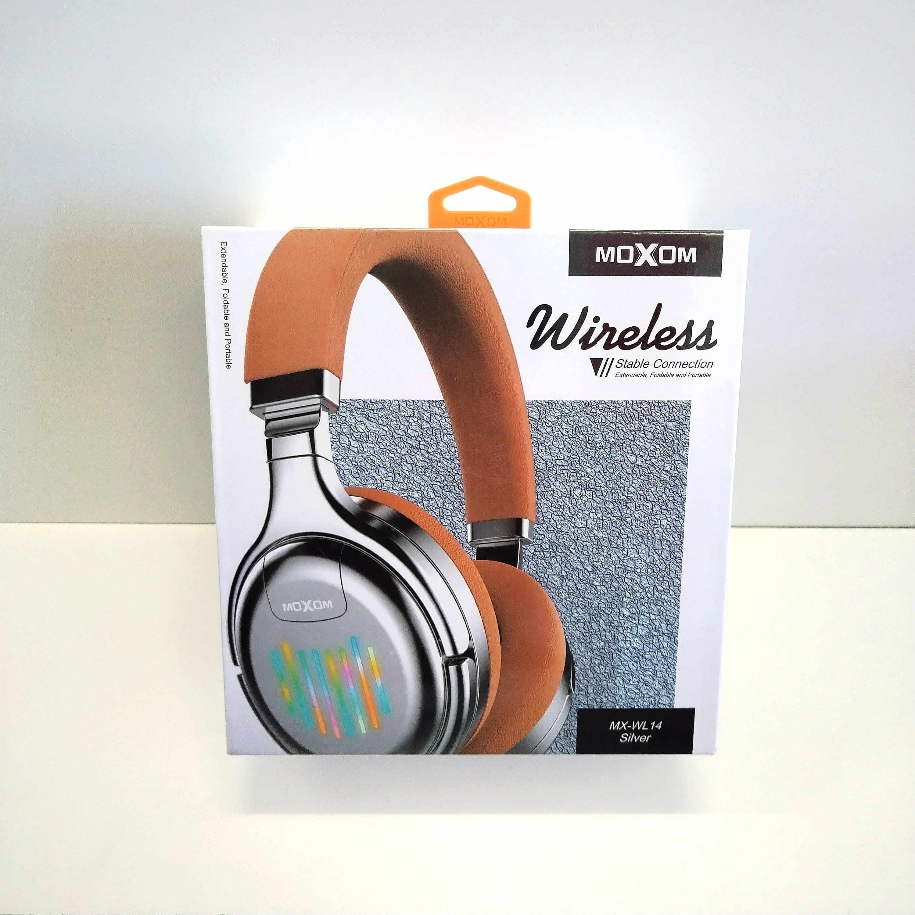 MOXOM Premium Wireless BT Headphones (Silver)